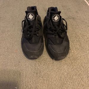 Nike Huarache Sneakers Size 12